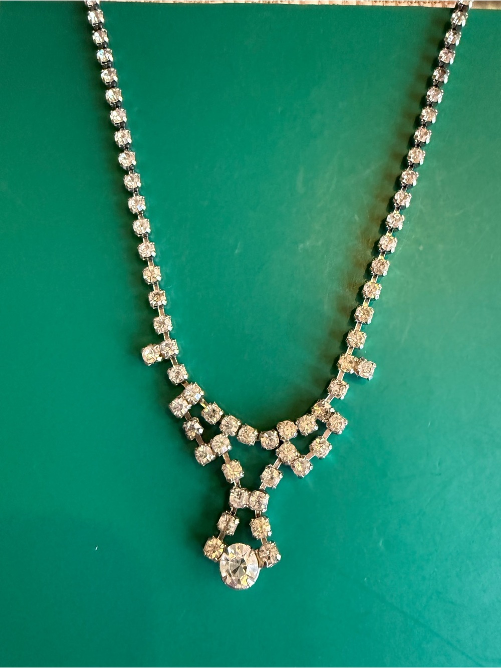 Vintage Mid- Century Clear Rhinestone Crystal Pendant Chocker Necklace